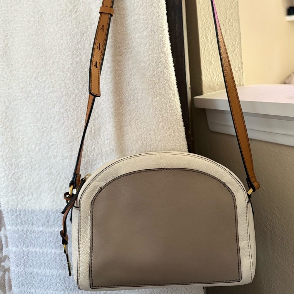 Fossil Cream and Tan Crossbody Bag